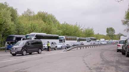 Очередь — почти неделя. ГПК посоветовал белорусам ехать в Польшу «альтернативными маршрутами»