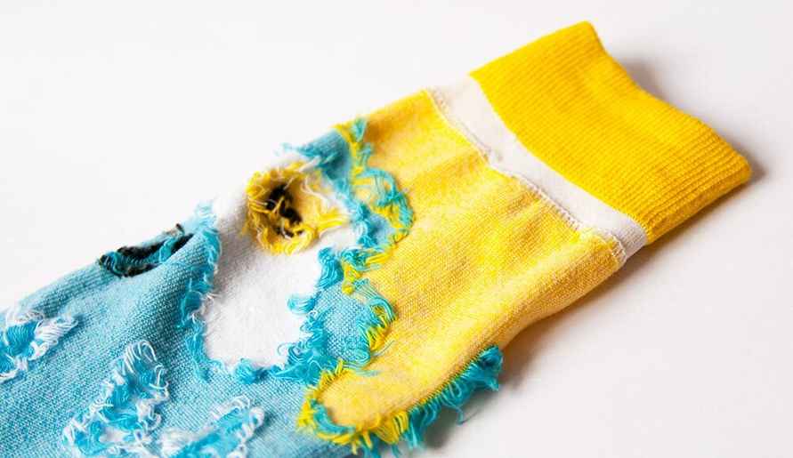 Исследователь назвала огромную ошибку при стирке носков, которую совершают почти все