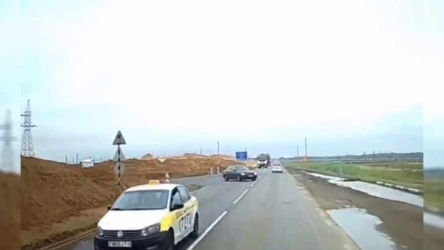 В ГАИ Гомеля показали видео из соцсетей, после которых двух водителей лишили прав