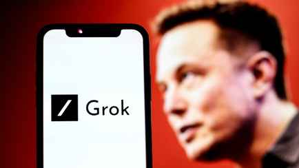 Маск сделал нейросеть Grok 4 бесплатной для всех пользователей