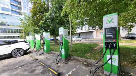 В «Белоруснефти» назвали регион, в котором планируют открыть больше всего электрозаправок до конца года