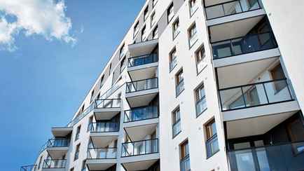 Когда начинать оплачивать коммуналку в новостройке? МинЖКХ расписало для белорусов 4 варианта