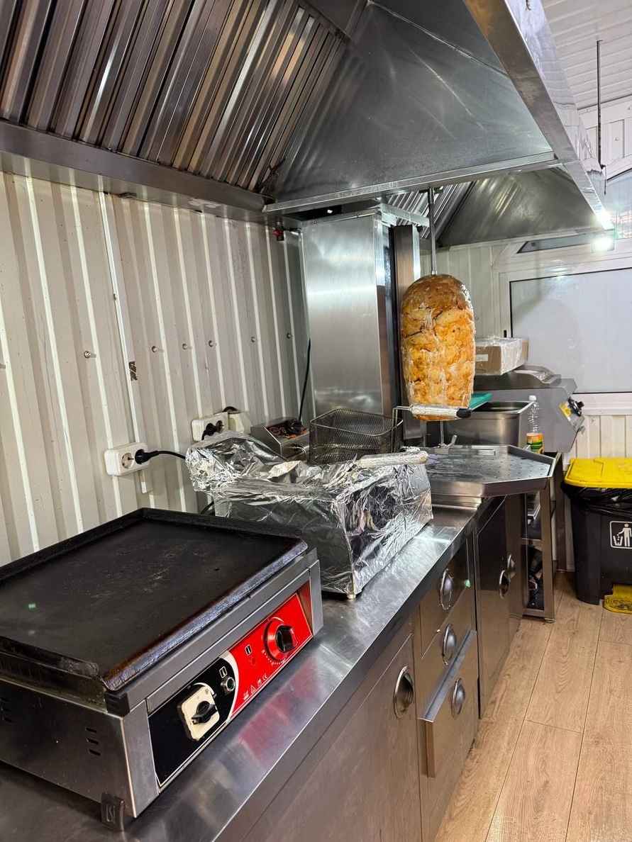 В два заведения на «тусовочной» улице Минска после контрольной закупки налоговой пришел ОБЭП