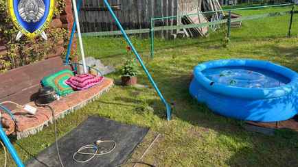 Под Миорами женщину, надувавшую бассейн, убило током