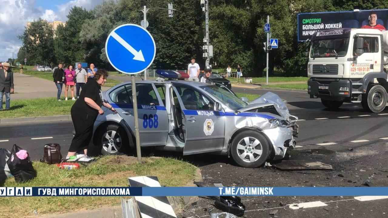 В Минске столкнулись автомобили ГАИ и Belgee