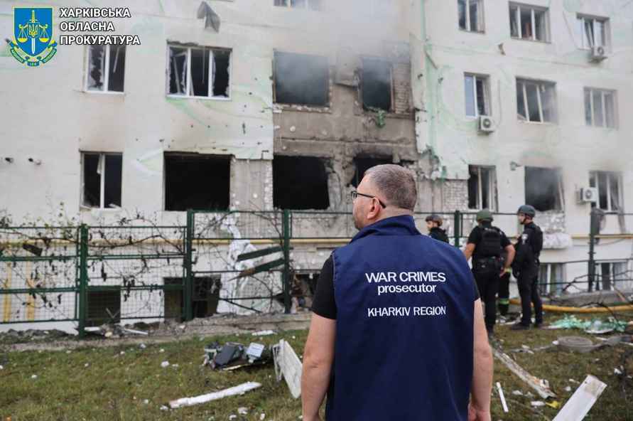 В украинском Харькове 5 дронов ударили по жилой многоэтажке – десятки пострадавших