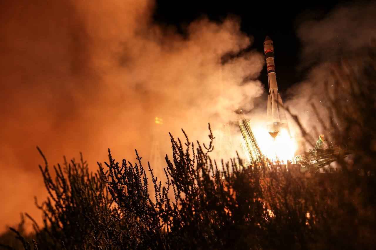 «Союз» зрелищно запустил в космос семена белорусских помидоров