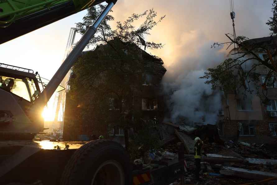 Киев атаковали ракеты и ударные дроны. Зеленский обратился к Китаю и Венгрии