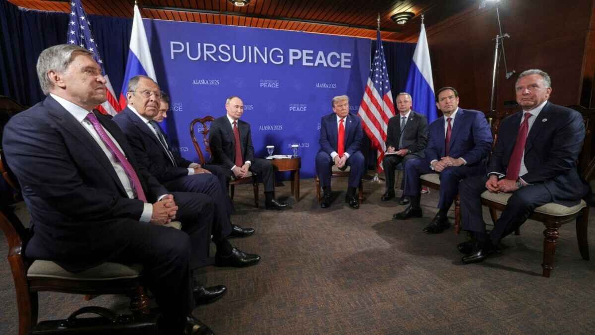 Путин в обмен на прекращение огня в 2 областях потребовал от Украины оставить Донбасс — FT