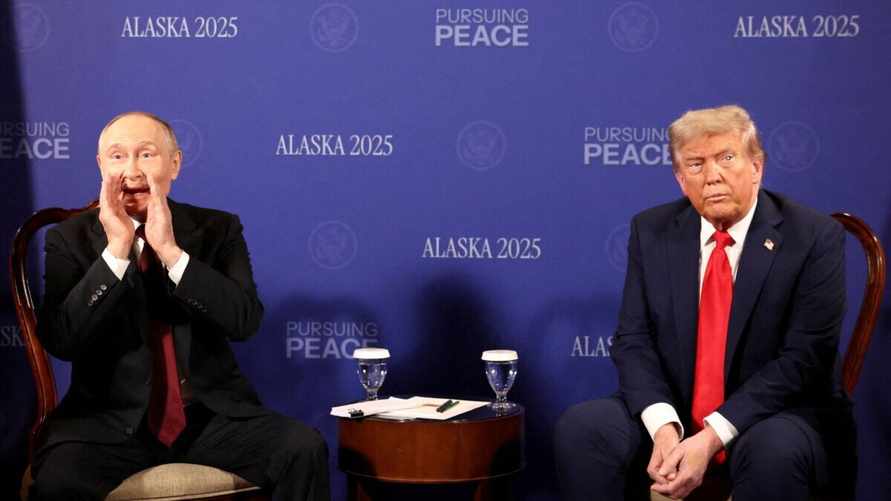 Кто доминировал? Эксперт по языку тела разобрал жесты Трампа и Путина на саммите