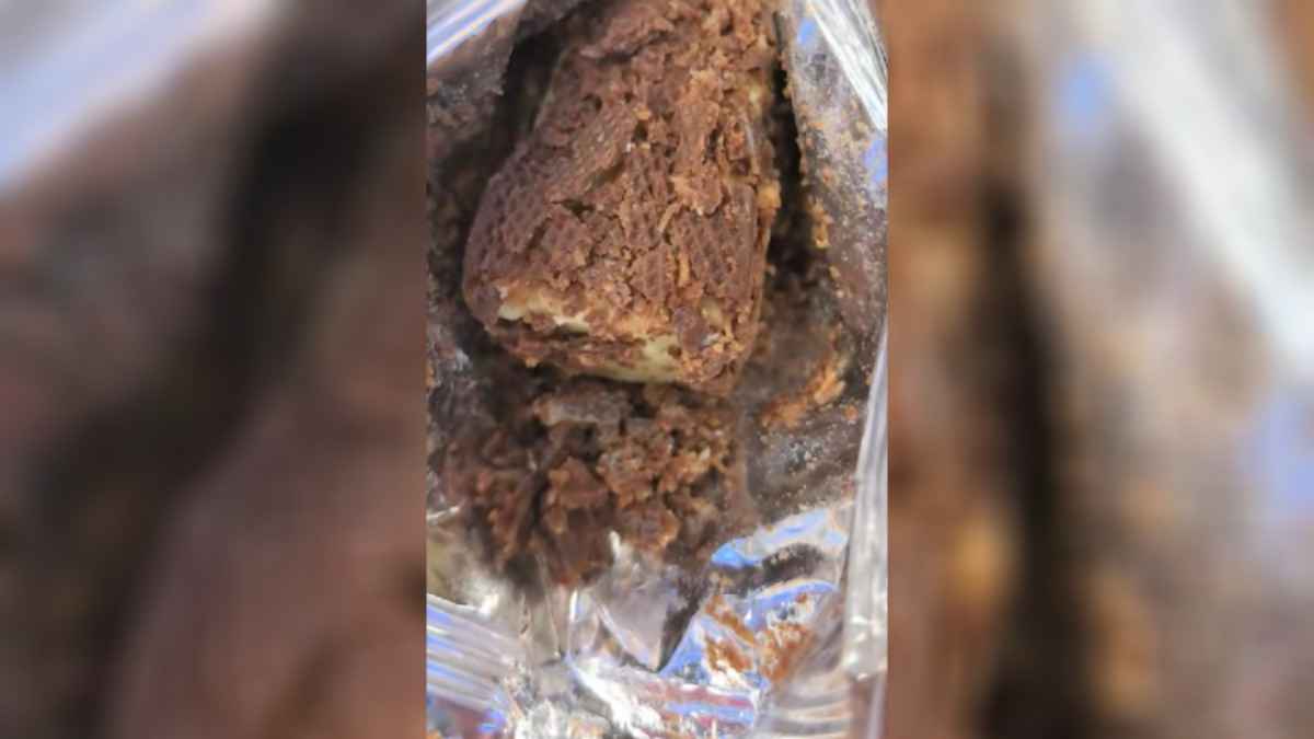 В TikTok поспорили о начинке в брестских "дубайских" сырках - "Личинки" или тесто катаифи?