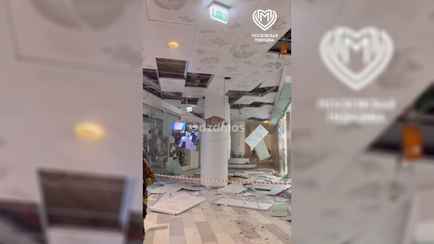 Медики показали кадры с места взрыва в центральном детском магазине Москвы — есть погибший