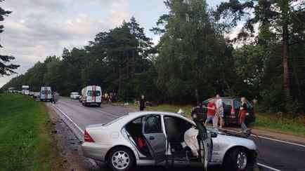 В лобовом ДТП на Гродненщине погибли 3 человека, 5 пострадавших