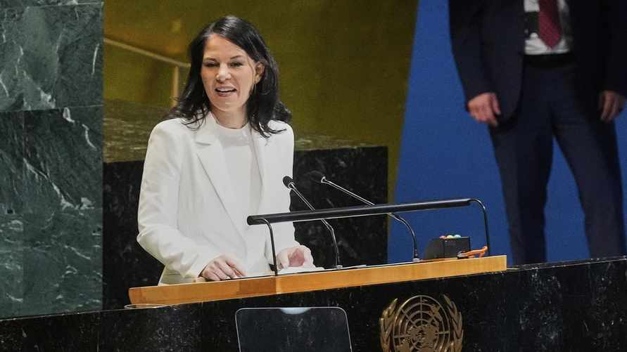 Призвала ввести международные войска в Украину. Новым председателем Генассамблеи ООН стала экс-министр Германии