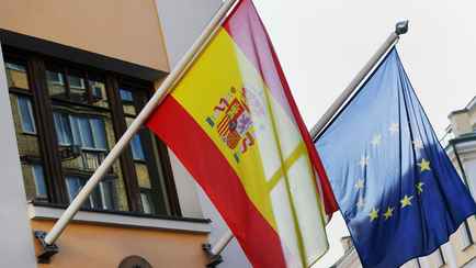 Визовый центр Испании в Москве прекратил прием документов. Что нужно знать белорусам