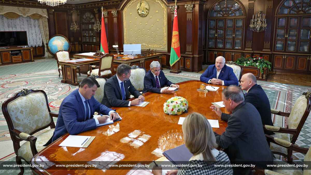 Лукашенко помиловал 52 осуждённых за экстремизм и шпионаж