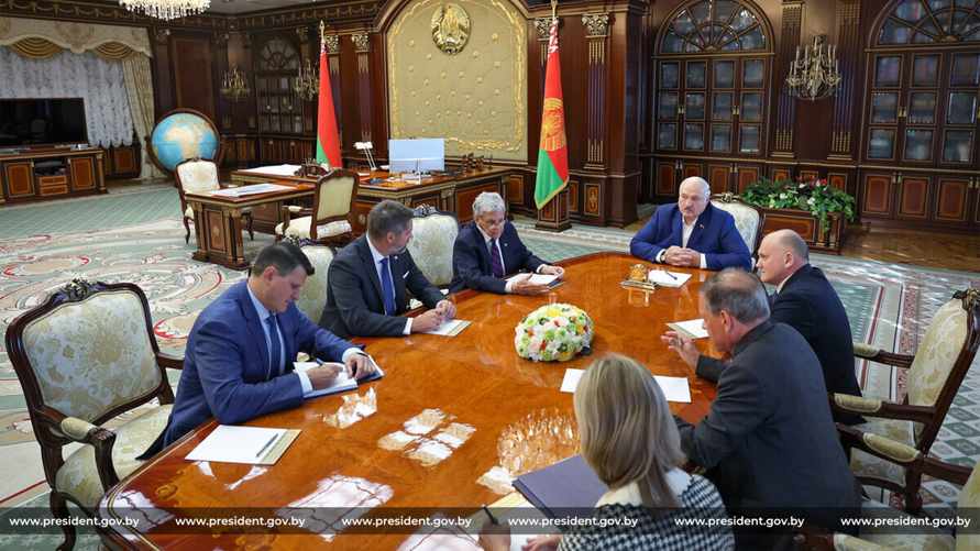 Лукашенко помиловал 52 осуждённых за экстремизм и шпионаж