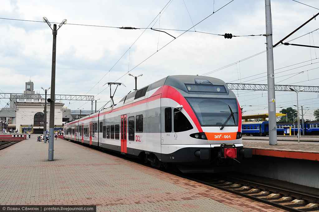 В БелЖД объяснили, почему сняли с городских линий электрички Stadler