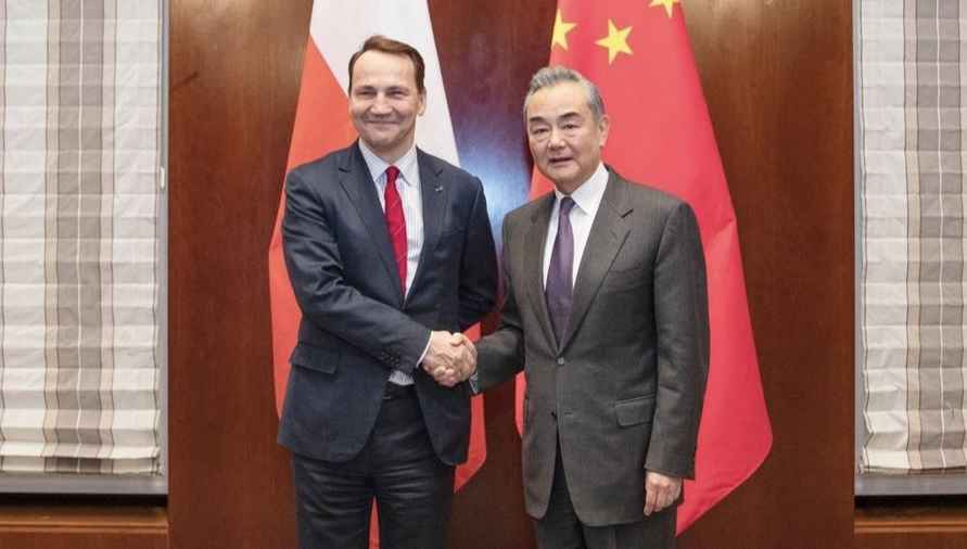 Чего добивается Китай в Беларуси и Польше? Эксперт назвал реальные планы