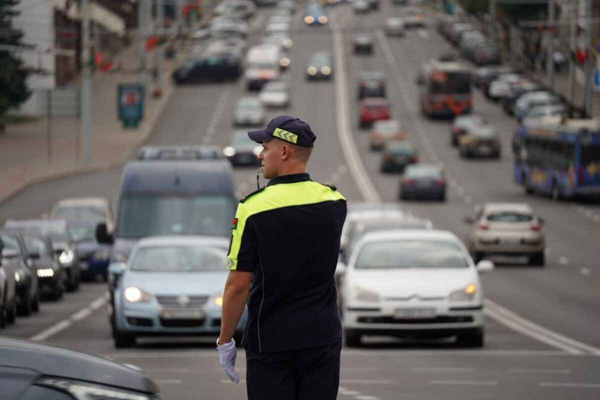 МВД дало белорусам рекомендации по одежде и попросило быть "плавными"