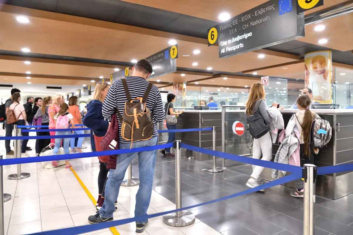 Страны Шенгена предупредили о "революции на границах". Что изменится для белорусов с 12 октября