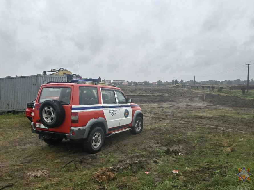 Под Столином прорвало трубопровод – тысячи домов остались без воды