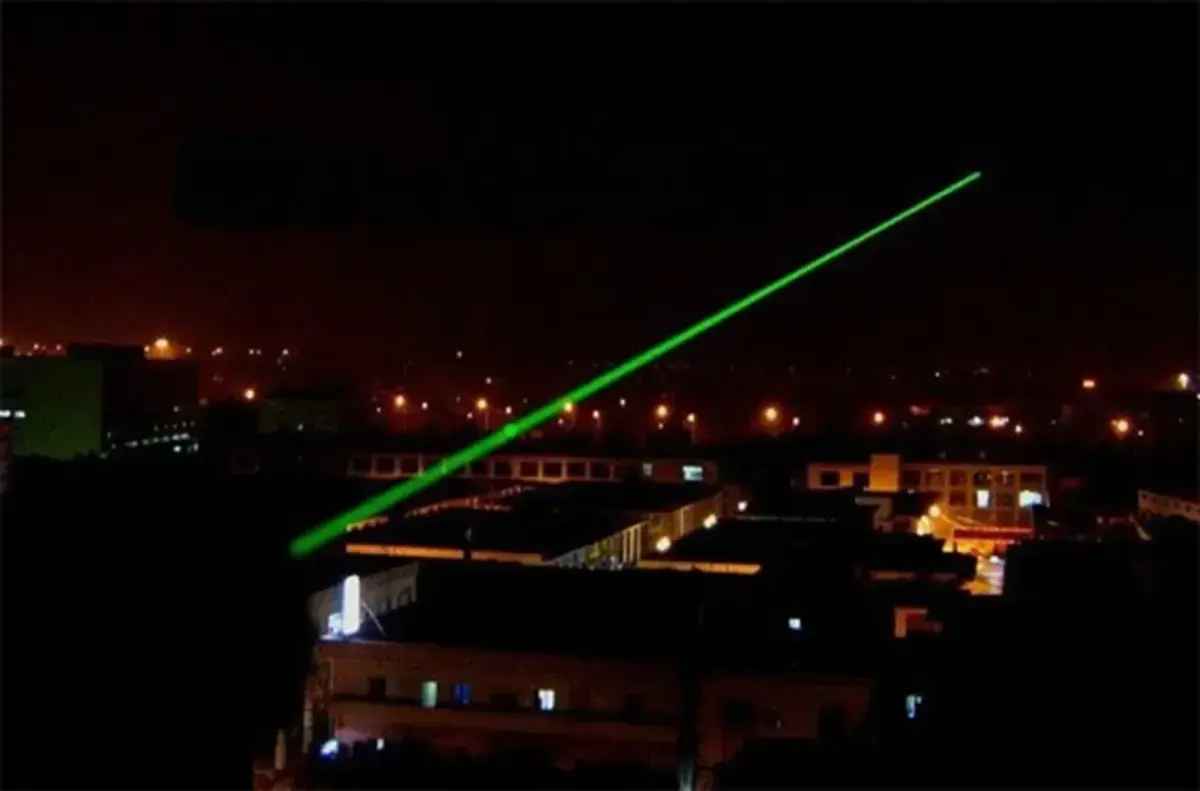 В милиции предупредили белорусов об уголовке за "лазерную атаку" — "Расскажите детям"