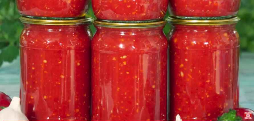 Обязательно закатайте на зиму аджику. Эти 3 рецепта понравились сотням тысяч людей