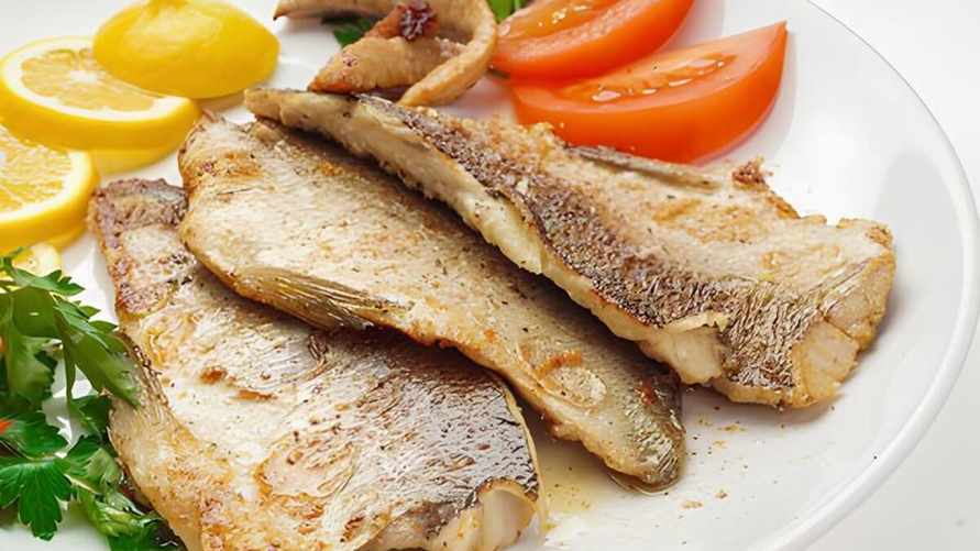 Эту нежную "до неприличия" рыбу мечтают словить многие рыбаки. Где найти в Беларуси и как приготовить?