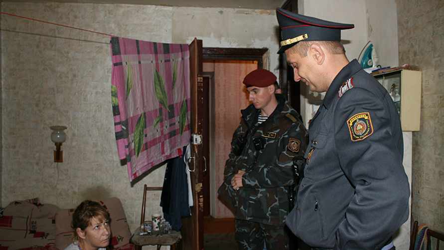 В милиции рассказали, что сообщают председатели белорусских жилищных кооперативов о жильцах участковым