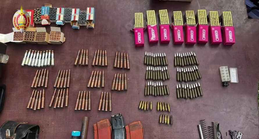 ГУБОПиК задержал на Могилевщине двух пенсионеров-торговцев оружием