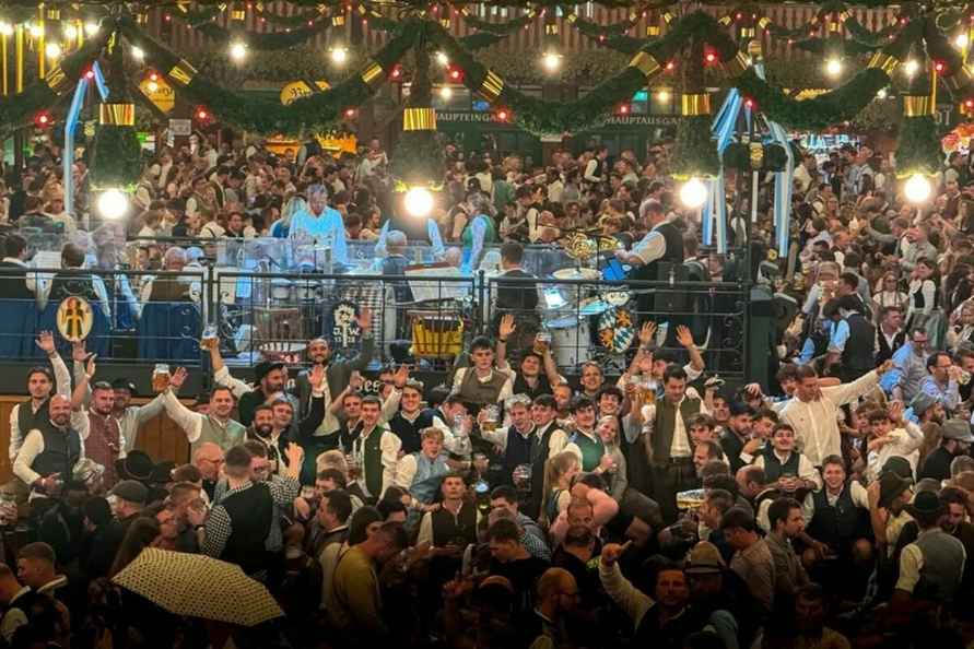 Появилось видео, как отмечают Дажынкi в Германии