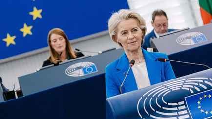 Фон дер Ляйен получила сразу два вотума доверия Европарламента за один день