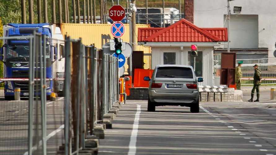 Литва возобновила работу пунктов пропуска на границе с Беларусью