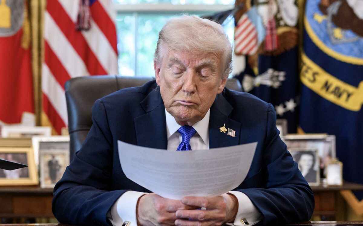 Армия Израиля прекратила наступление в Газе после слов Трампа