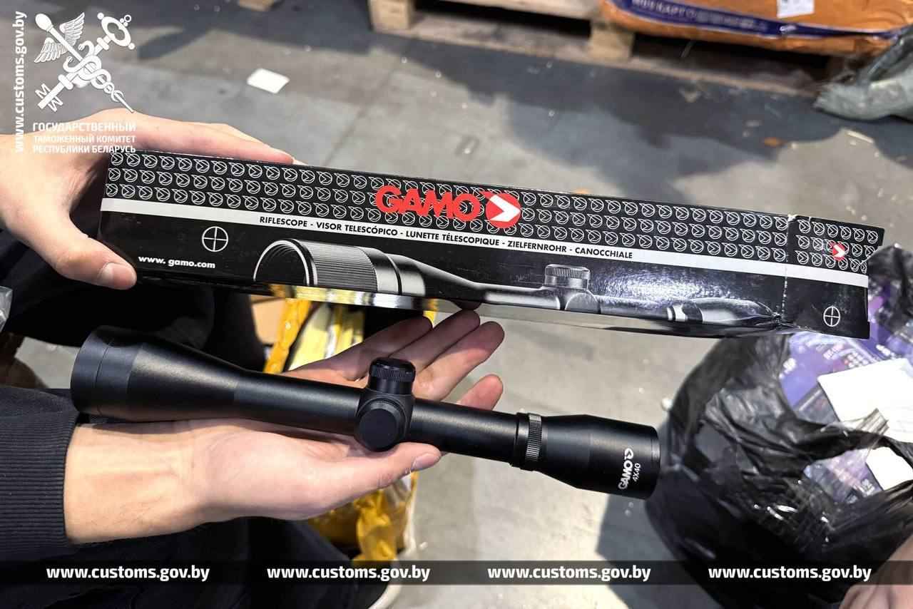 Таможня показала белорусам за какие товары из России можно лишиться 250 000 рублей