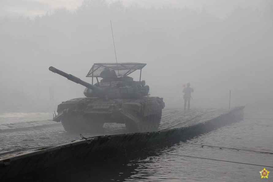 Появились кадры приведённых в высшую степень боевой готовности частей