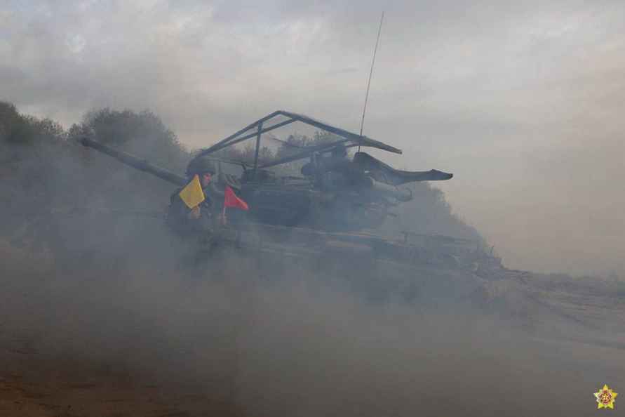 Появились кадры приведённых в высшую степень боевой готовности частей