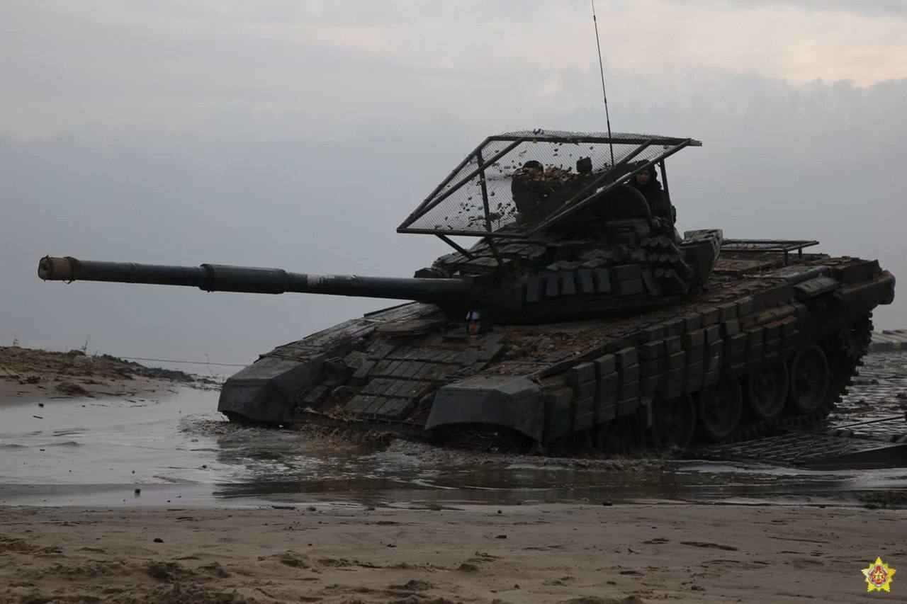 Появились кадры приведённых в высшую степень боевой готовности частей