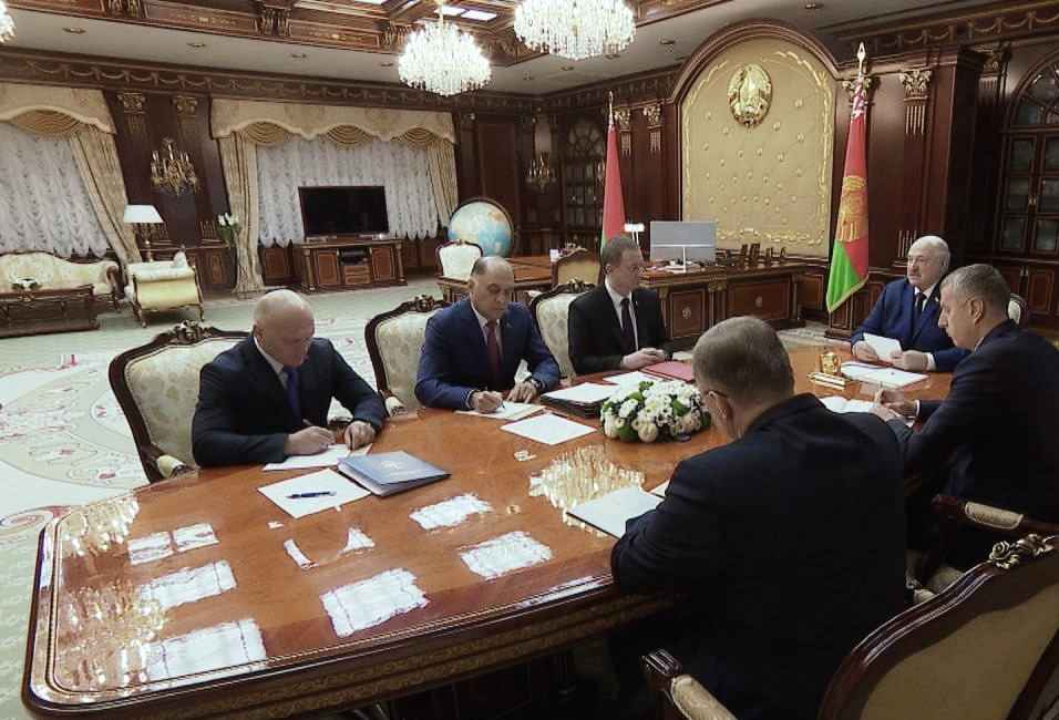 Лукашенко призвал США заключить "большую сделку" с Беларусью