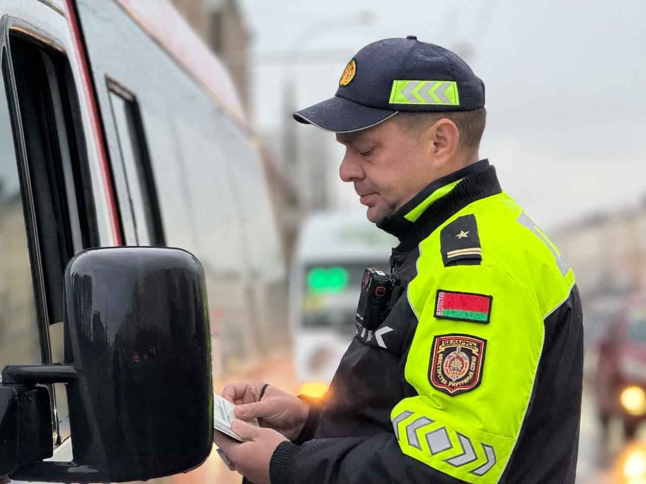 ГАИ «настоятельно» попросила белорусов сделать это с машинами. Вот список задач