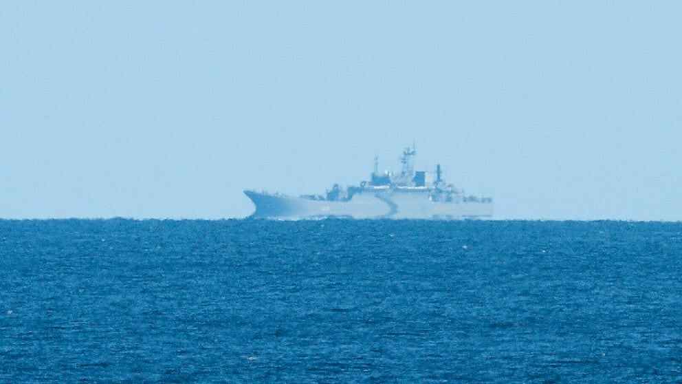 Россия отправила к берегам Германии десантный корабль