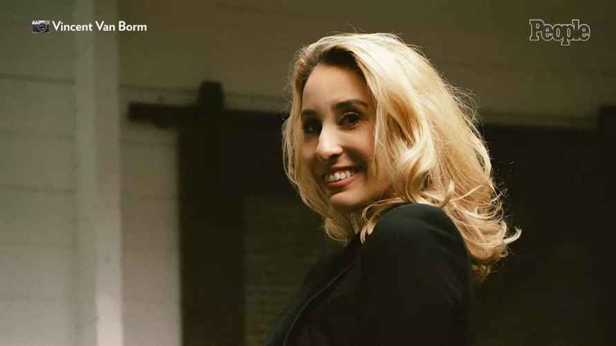 Как устроен самый большой легальный бордель в Европе? Управляющая доктор психологии рассказала секреты