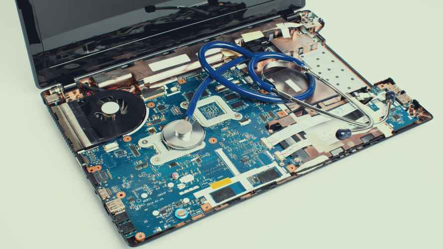 Как выбрать первый ноутбук для ребенка? Разобрались, на что смотреть в первую очередь