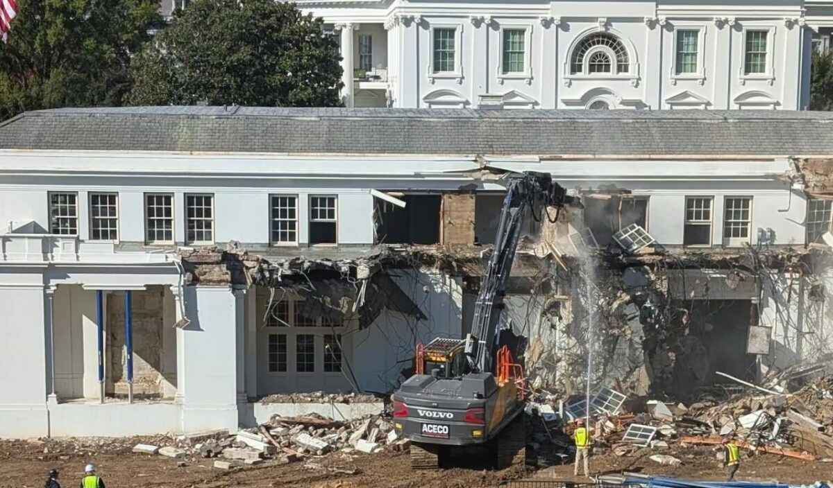 В США начали снос Белого дома