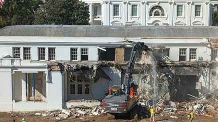 В США начали снос Белого дома