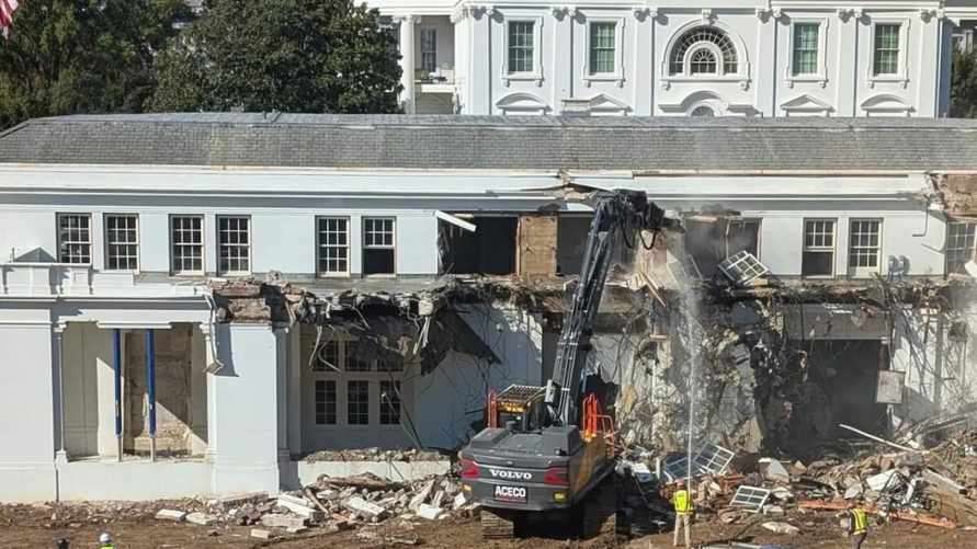 В США начали снос Белого дома