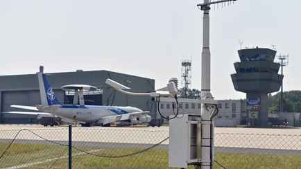 Бундесвер усилил защиту немецкой базы НАТО из-за «неопознанного дрона»