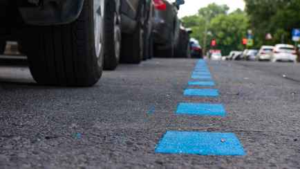 Мэрия Минска утвердила новые тарифы на платные парковки. Какой штраф за неоплату?