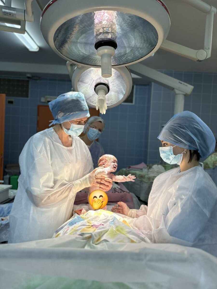 Белорусские кардиохирурги впервые успешно удалили опухоль ещё не родившемуся малышу